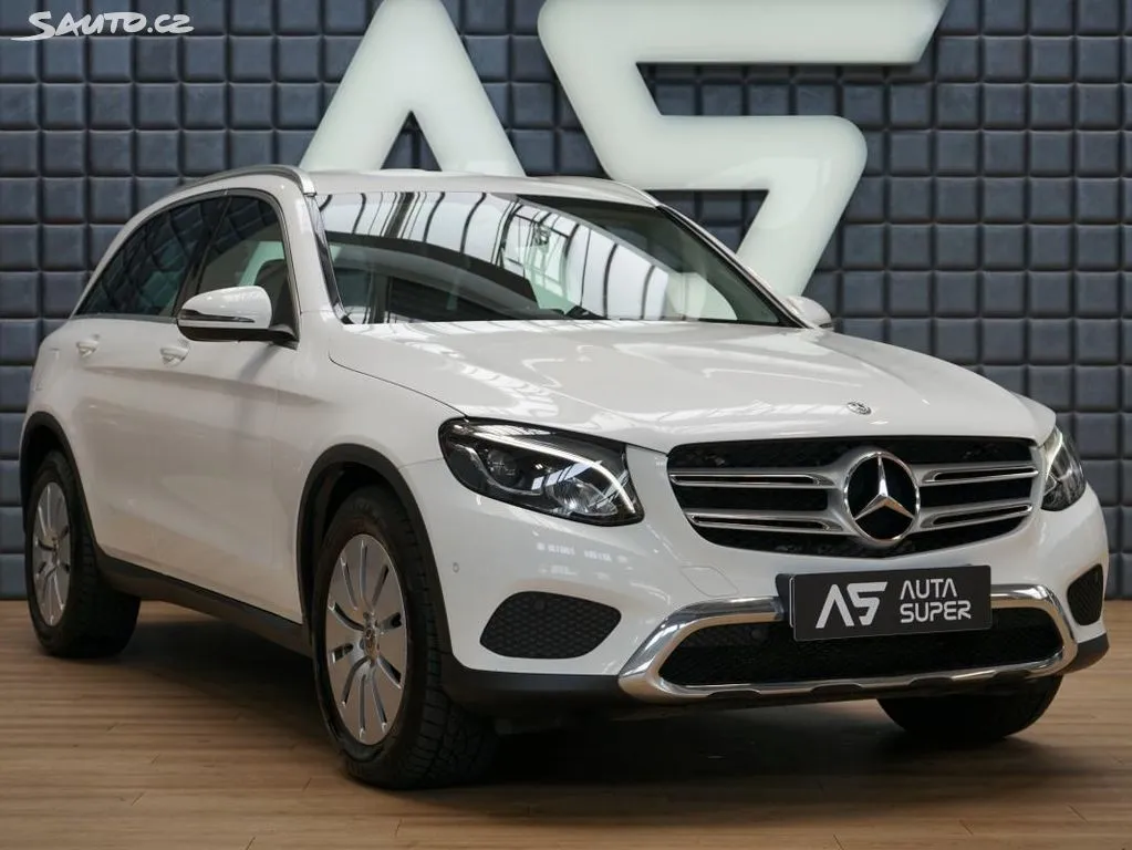 Mercedes-Benz GLC 220d 4M LED 9AT Záruka Navi CZ Image 1