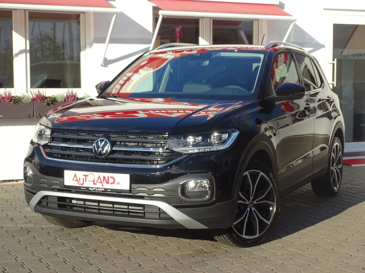 Volkswagen T-Cross 1.0 TSI Navi Sitzheizung LED  Image 1