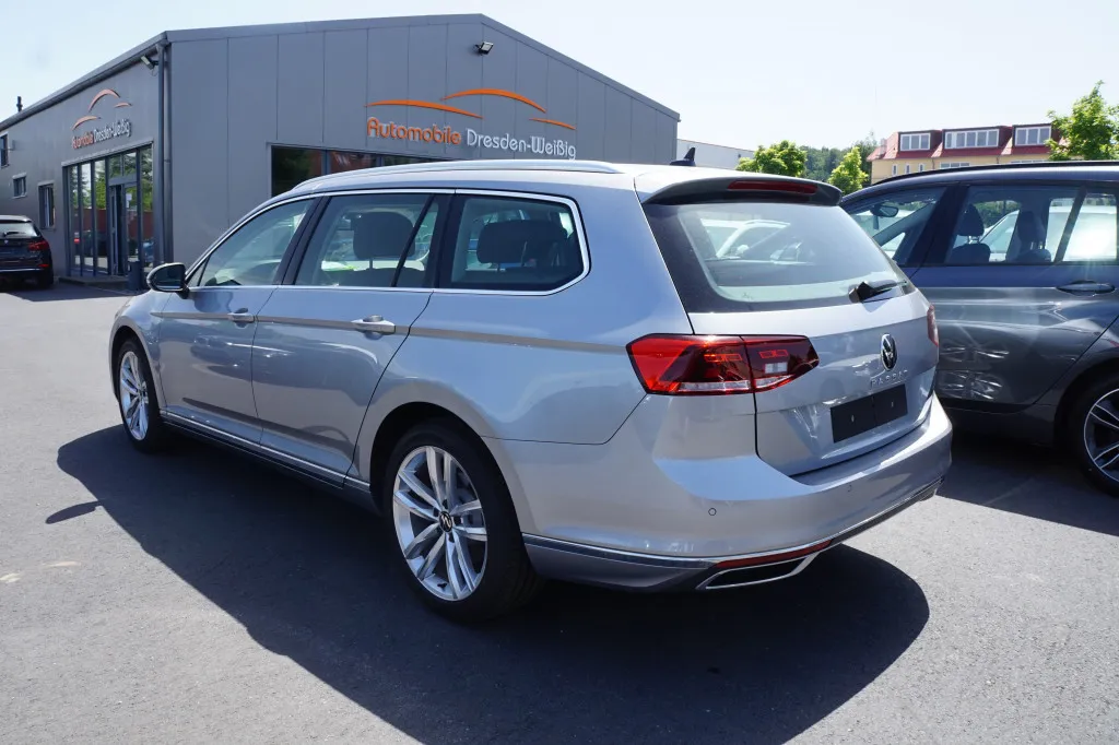 Volkswagen Passat VARIANT 1.5 TSI DSG ELEGANCE FACELIFT*NAVI Image 5