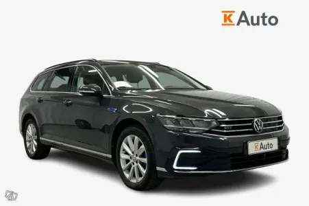 Volkswagen Passat Variant GTE Plug-In Hybrid 160 kW DSG * Travel Assist / P.Kamera / Navi / LED *