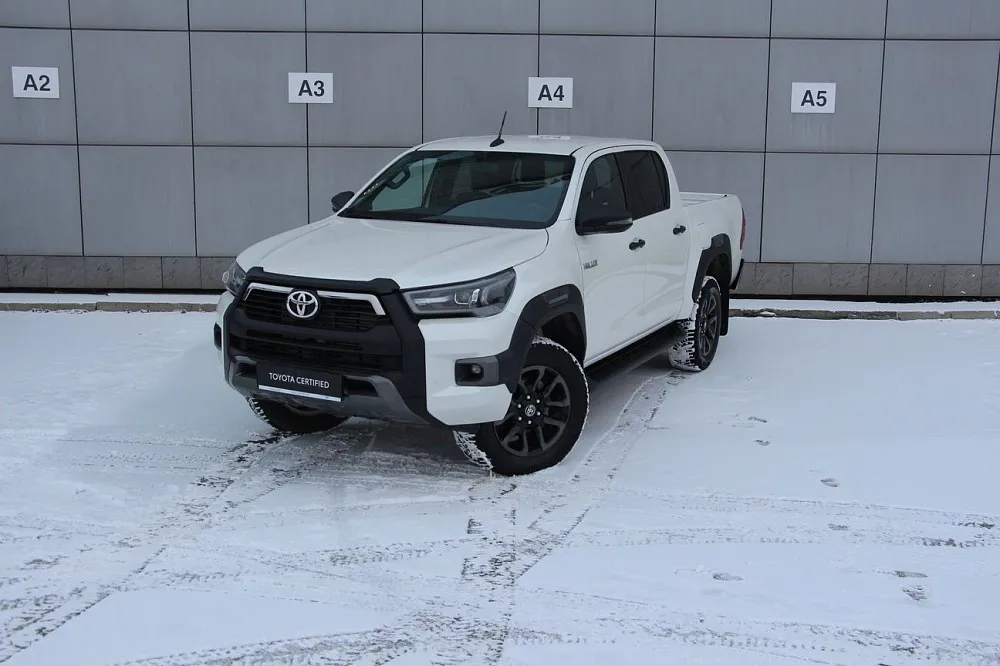 Toyota Hilux Image 1